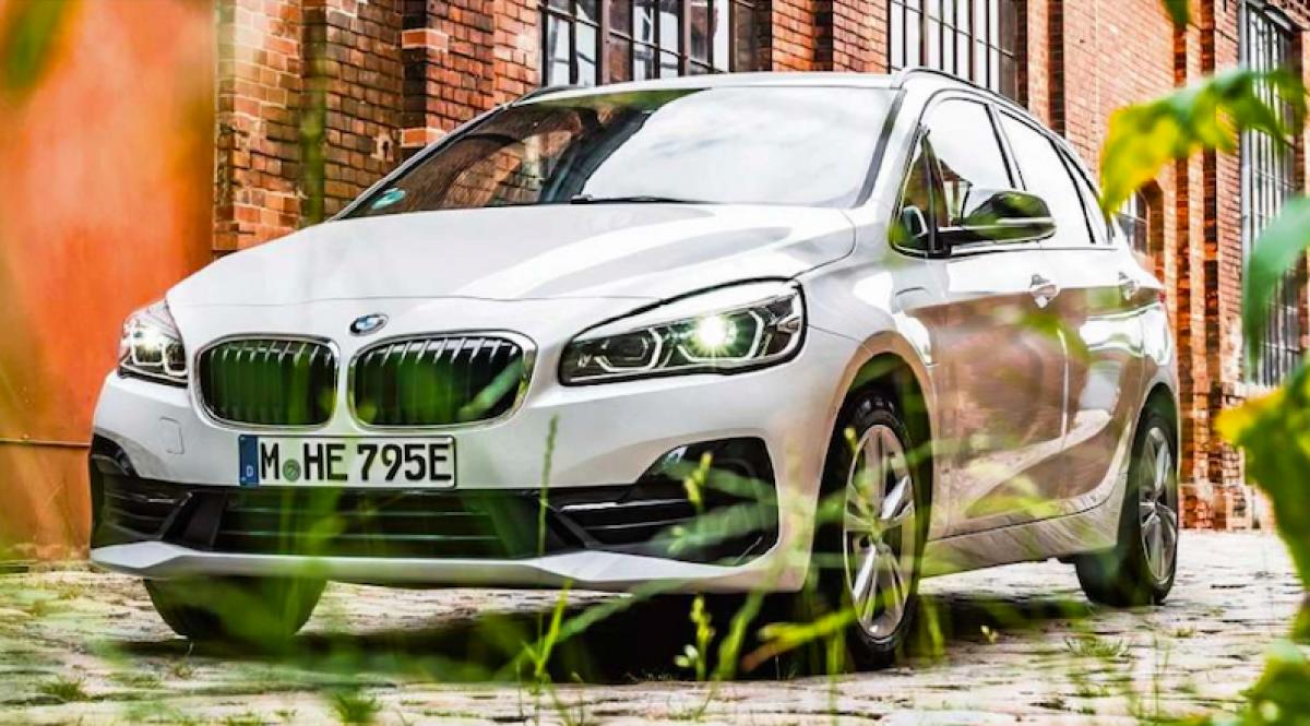Városban zöld, autópáyán sportos: leteszteltük a BMW 2 Active Tourer-t